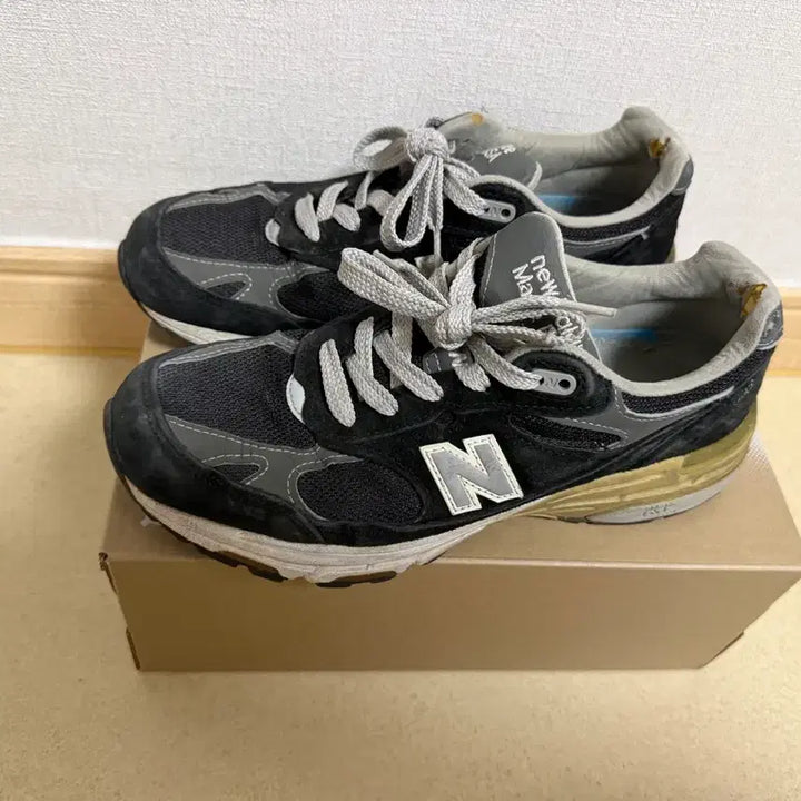 [BUNJANG] New Balance 993 Black Sneakers (255mm) / 뉴발란스 993 블랙 255