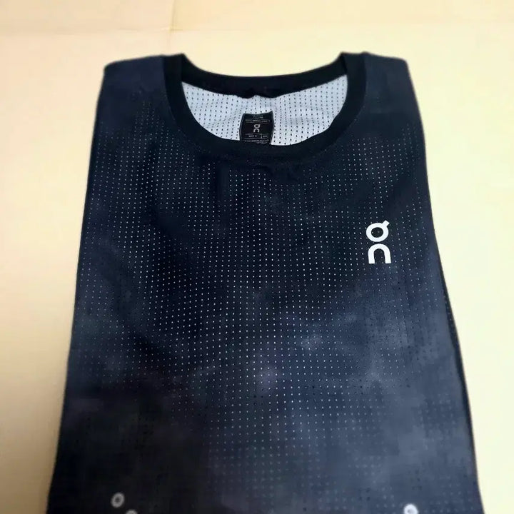 [BUNJANG] On Running Face Mesh Long Sleeve T-Shirt / 온러닝 페이스 메쉬 긴팔 티셔츠