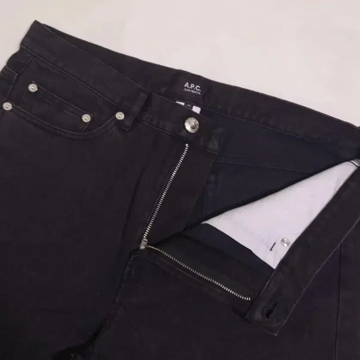 [BUNJANG] A.P.C. Black Denim Jeans Size 32 / A.P.C. 블랙진 32사이즈