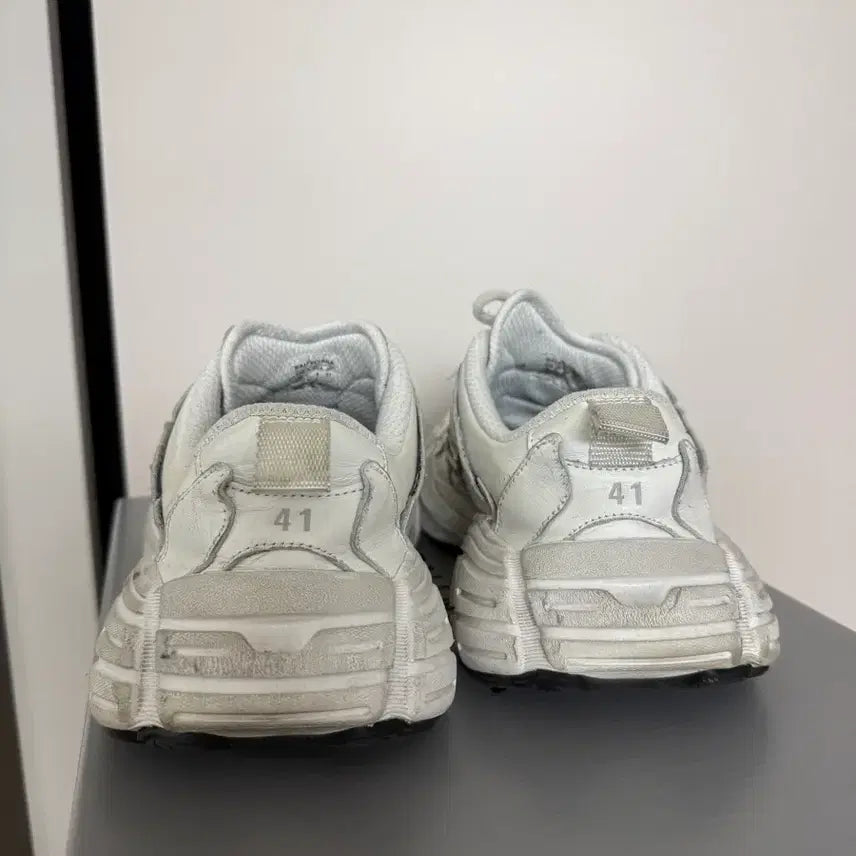 [BUNJANG] Balenciaga Monday Shoes Dirty White / 발렌시아가 먼데이 슈즈 더티 화이트 41