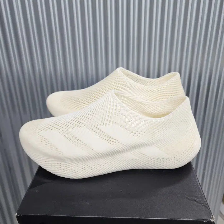 [BUNJANG] Adidas Climacool Cream White 3D Mesh Slip-On Sneakers (US 8.5) / (265mm / US8.5)아디다스 클라이마쿨 크림 화이트 3D 메시 슬