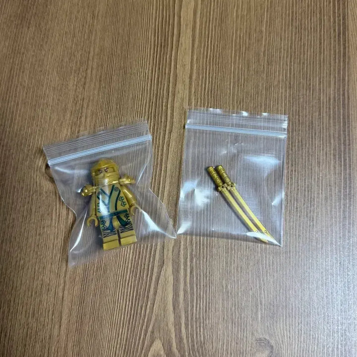 [BUNJANG] LEGO Ninjago Gold Ninja Lloyd Minifigure / 레고 닌자고 골드닌자 로이드 미니피규어