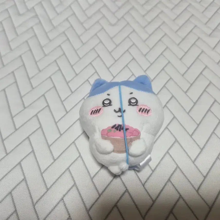 [BUNJANG] Hachiware Dumpling Mascot Plush (Japan Authentic) / (일본정품)하치와레 만두 인형 마스코트