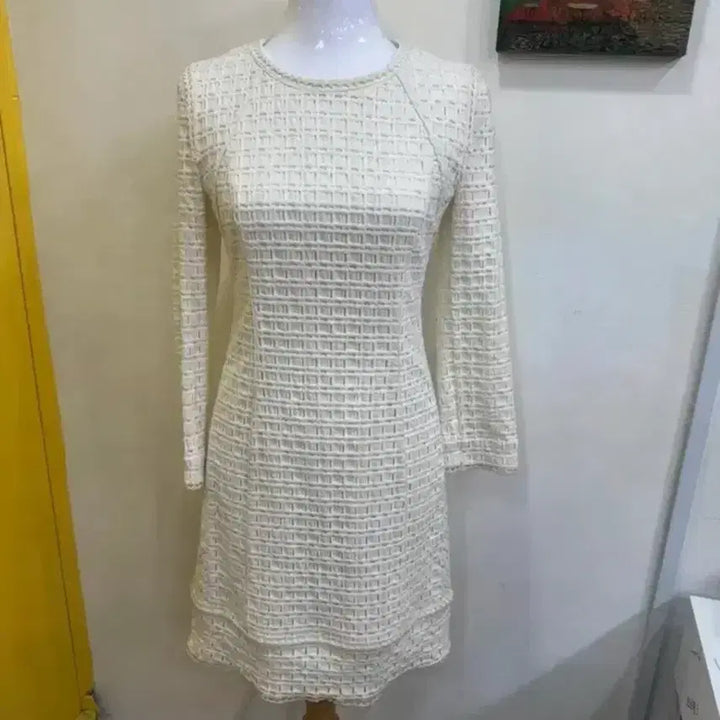 [BUNJANG] It Michaa Ivory Tweed Flare Dress / 잇미샤 아이보리 트위드 플레어 원피스/하객룩 데이트룩 여친룩