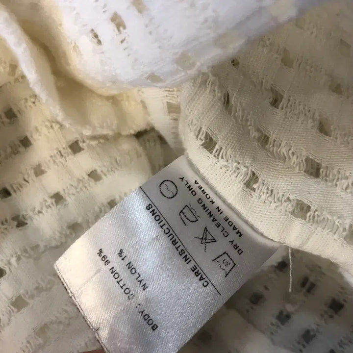 [BUNJANG] YUMER Sheer Mesh Cropped Short Sleeve Blouse / 유메르 시스루 메쉬 펀칭 망사 반팔 크롭 셔츠 블라우스
