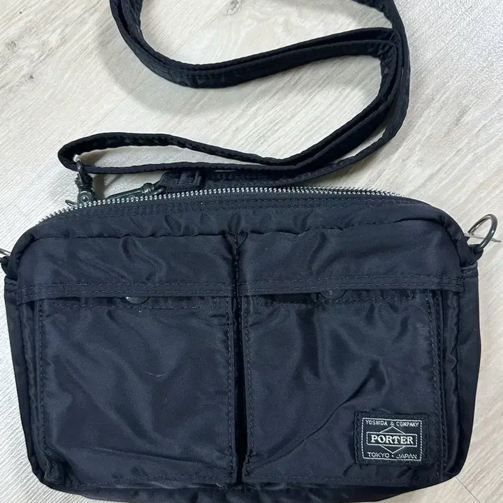 [BUNJANG] Porter Yoshida New Tanker Shoulder Bag Black / (신형) PORTER 요시다 포터 뉴탱커 숄더백 블랙