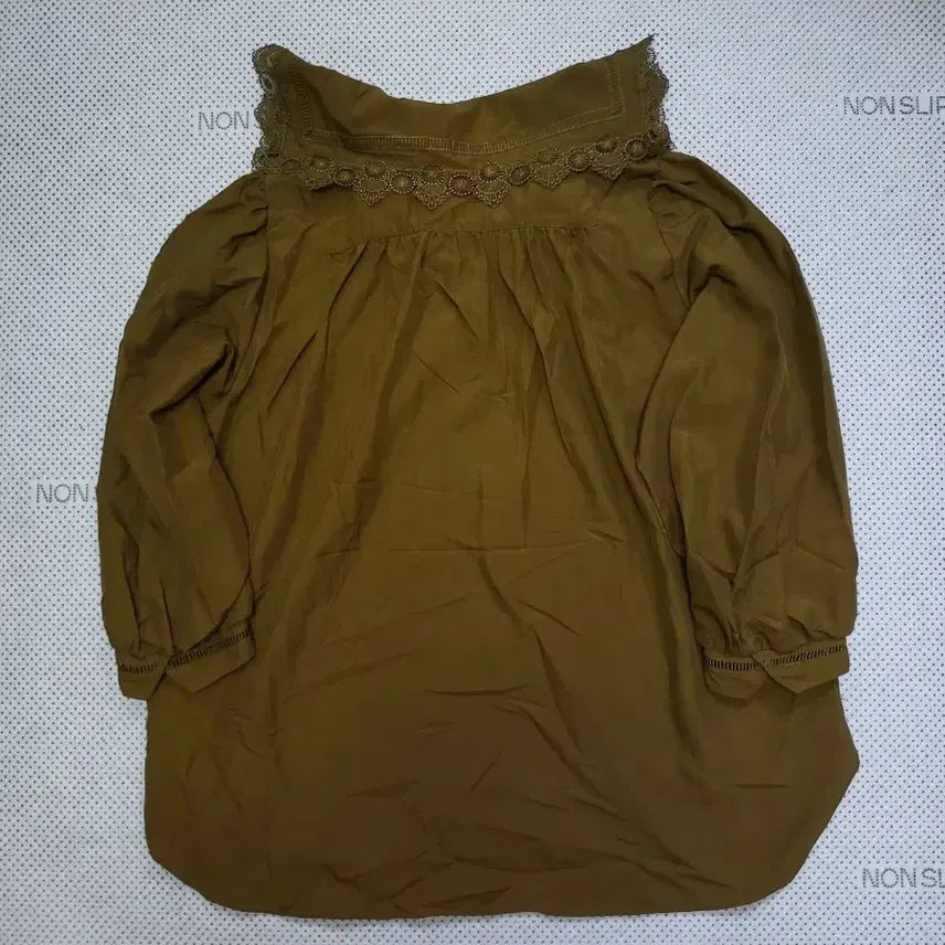 [BUNJANG] Edge Lace Collar Brown Blouse / 엣지 레이스 카라 브라운 블라우스