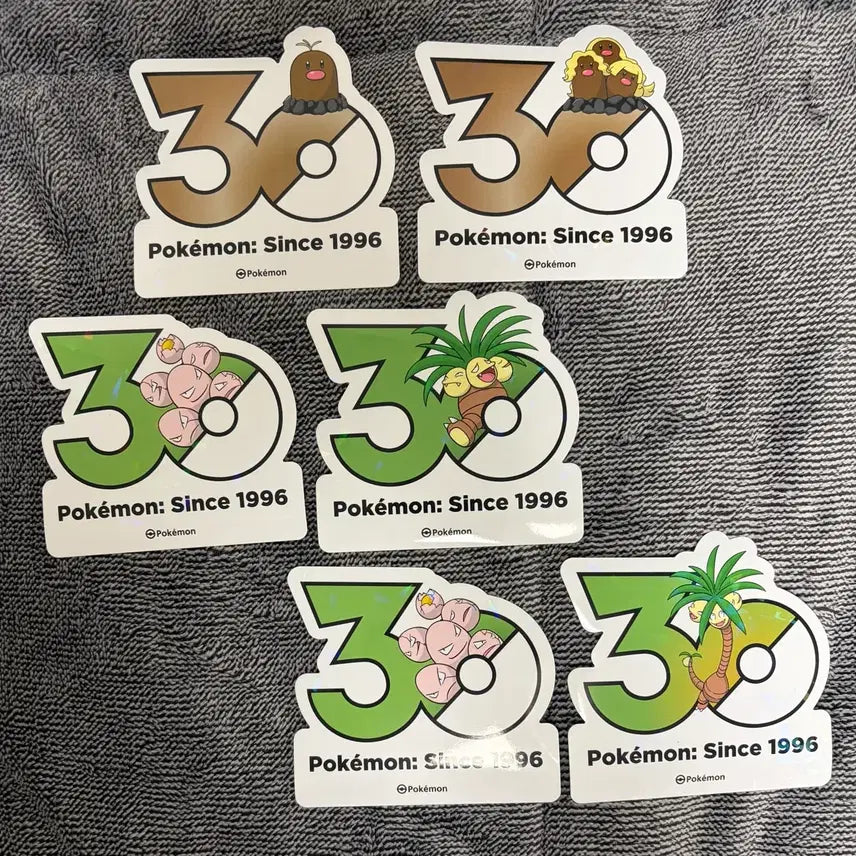 [BUNJANG] Pokemon 30th Anniversary Logo Alola Diglett &amp; Alola Exeggutor Sticker Set / 한국한정 포켓몬 30주년 로고 스티커 알로라 디그다 알로라 나시 세트