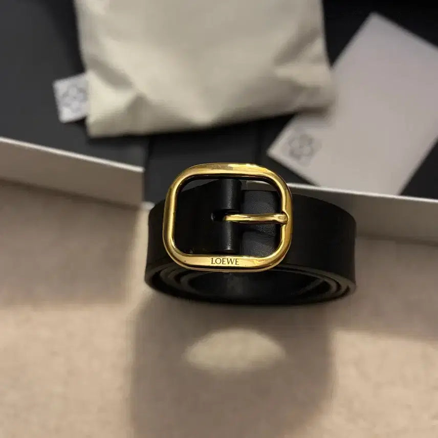 [BUNJANG] Loewe Engraved Gold Buckle Belt 35mm / 로에베 인그레이빙 골드 버클 벨트 35mm