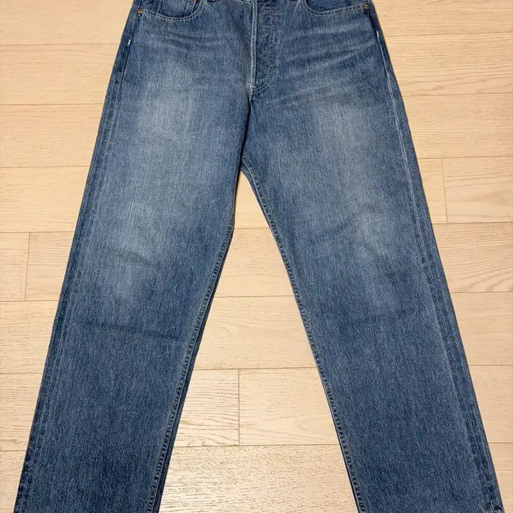 [BUNJANG] Auralee Selvedge Faded Light Wide Denim / 오라리 셀비지 페이디드 라이트 와이드 데님