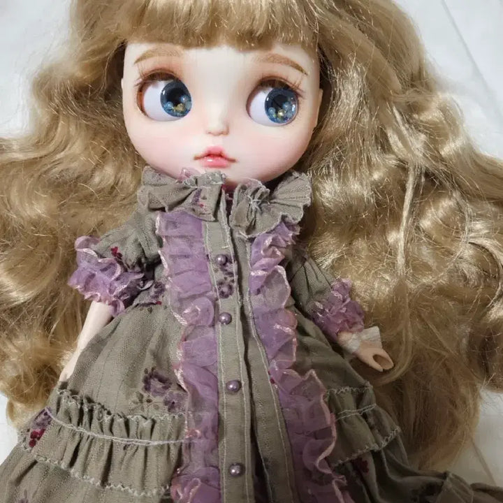 [BUNJANG] Custom Blythe Doll with Blonde Wavy Hair / 커스텀 블라이스 페이크 브라이스 인형