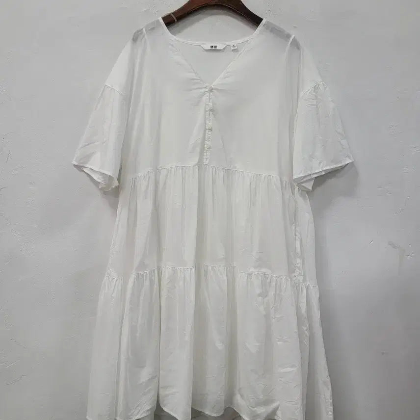 [BUNJANG] Uniqlo White Midi Dress / 유니클로 화이트 원피스