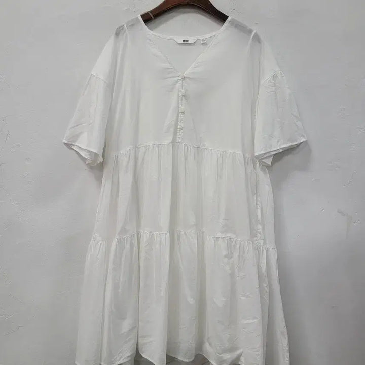 [BUNJANG] Uniqlo White Midi Dress / 유니클로 화이트 원피스