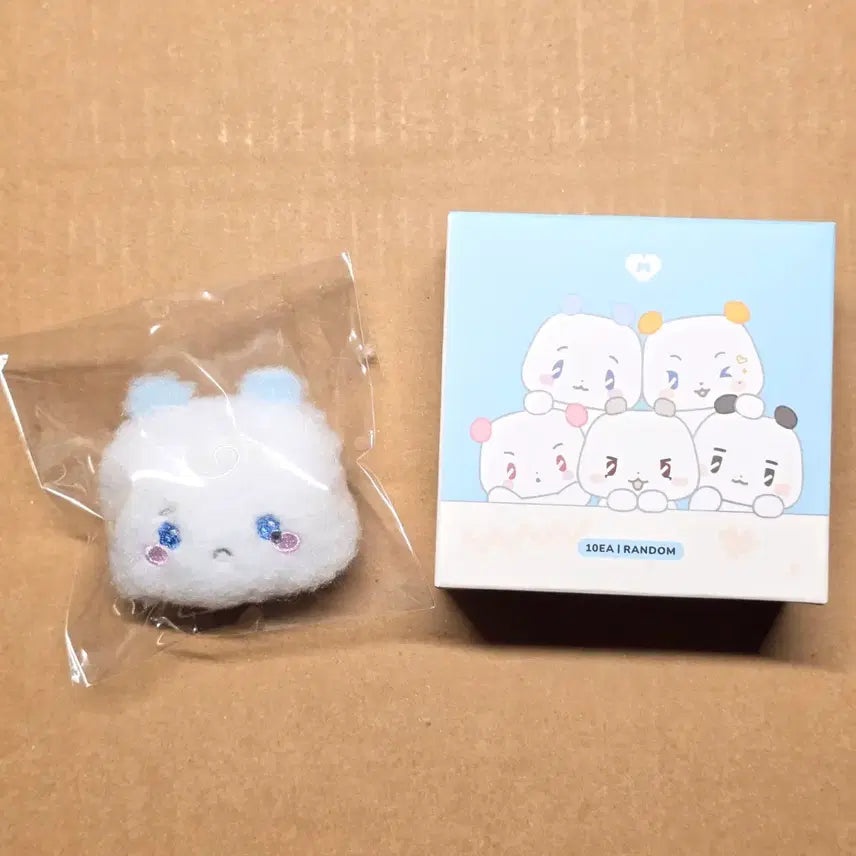 [BUNJANG] MMMM Baby Myemu Random Doll Brooch Badge (Sealed) / 미개봉) MMMM 므메미무 랜덤 인형 브로치 뱃지 - 베이비 몌무
