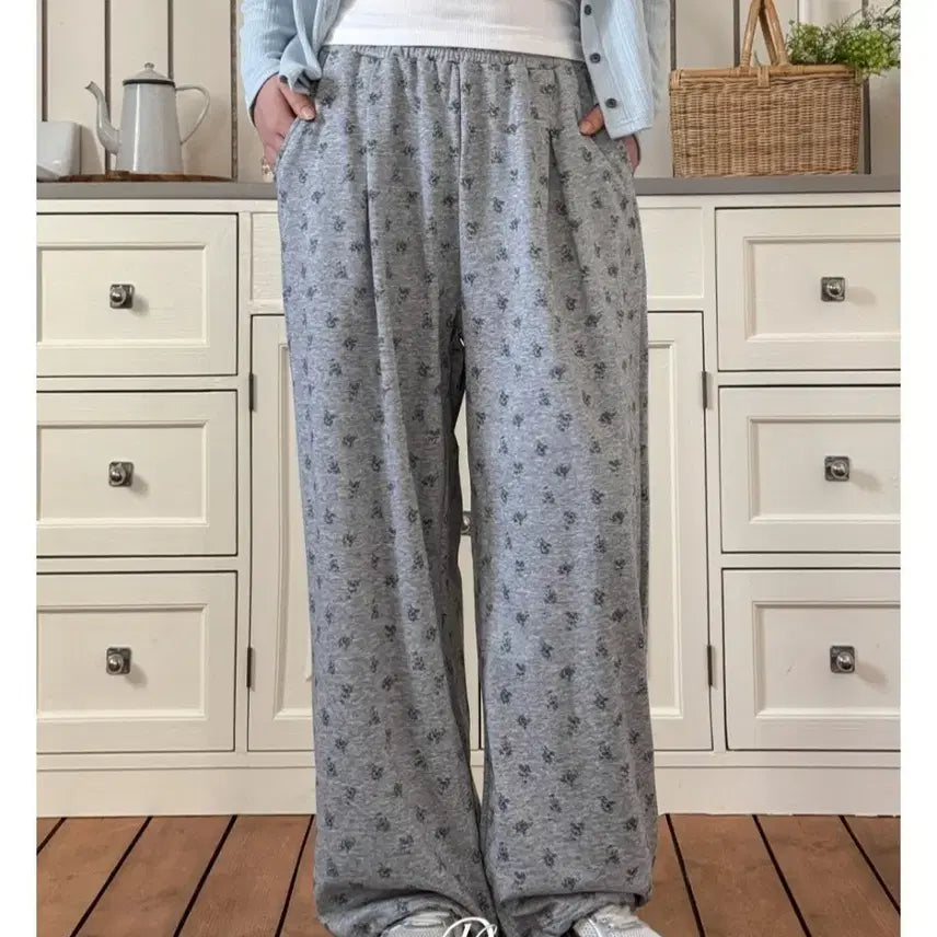 [BUNJANG] Dangdang Girl Vintage Floral Pants Grey / 당당걸 빈티지 플로럴 팬츠 그레이