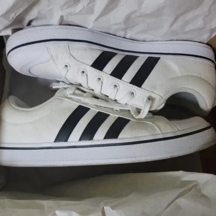 [BUNJANG] Adidas Bravada 2.0 Sneakers (265) / 아디다스 브라바다 2.0 265