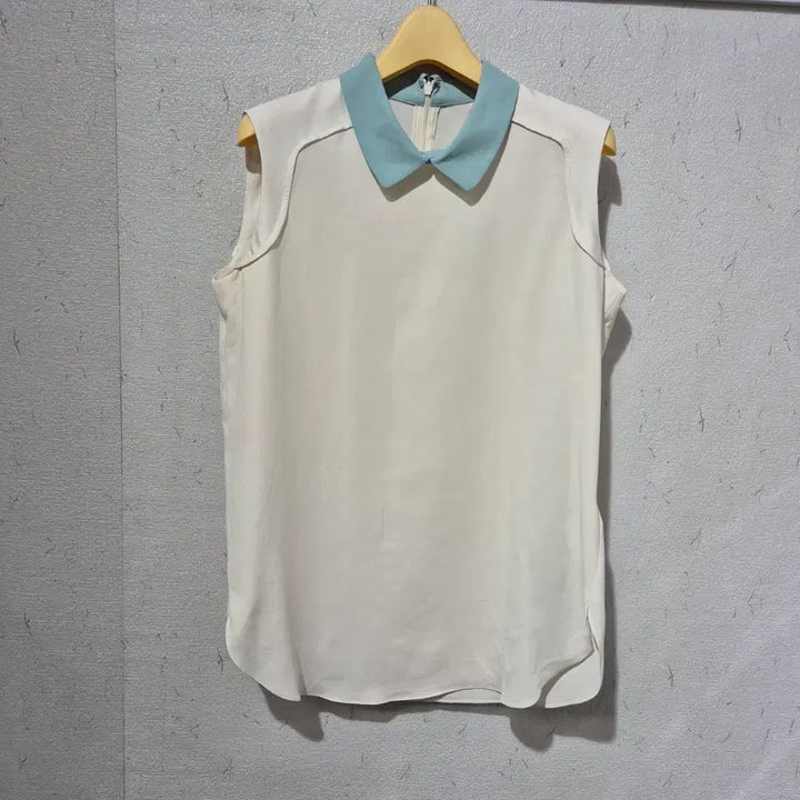 [BUNJANG] SJSJ Colorblock Collar Sleeveless Blouse Ivory / SJSJ 배색 카라 아이보리 민소매 블라우스