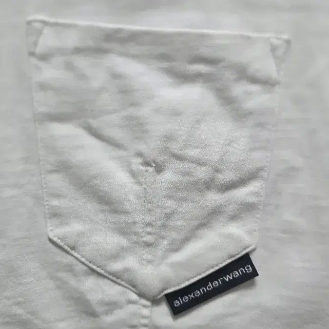 [BUNJANG] White Cropped Short Sleeve T-Shirt with Pocket Detail / 화이트 크롭 반팔 티셔츠 포켓 디자인