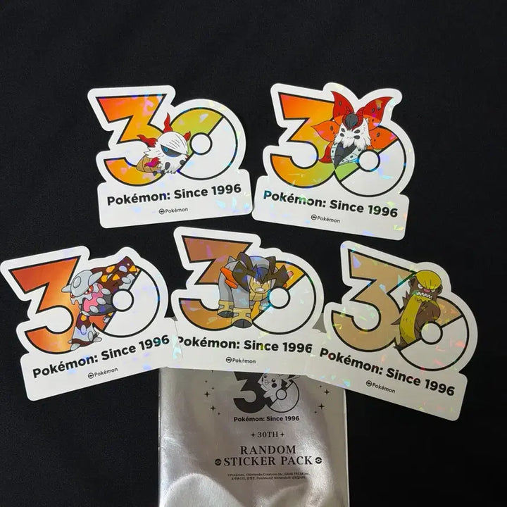 [BUNJANG] Pokemon 30th Anniversary Pop-up Limited Edition Logo Sticker Set / 테라키온 불카모스 활화르바 한정판 포켓몬 30주년 팝업 로고스티커 스티커