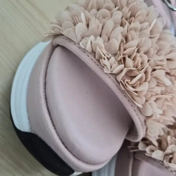 [BUNJANG] Suecomma Bonnie Flower Strap Platform Sandals Pink (Size 250) / 250 슈콤마보니 플라워 스트랩 샌들 슈즈-723