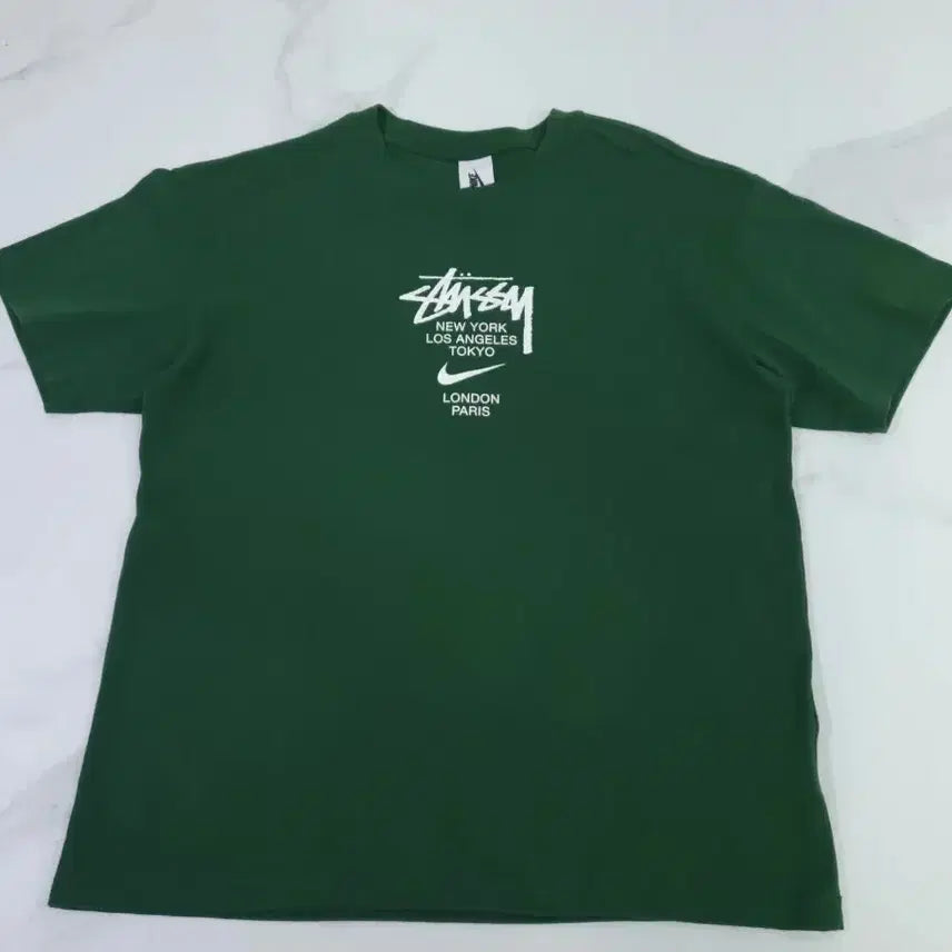 [BUNJANG] Stussy x Nike International T-Shirt Pine Green / Stussy x Nike International T-Shirt 100L