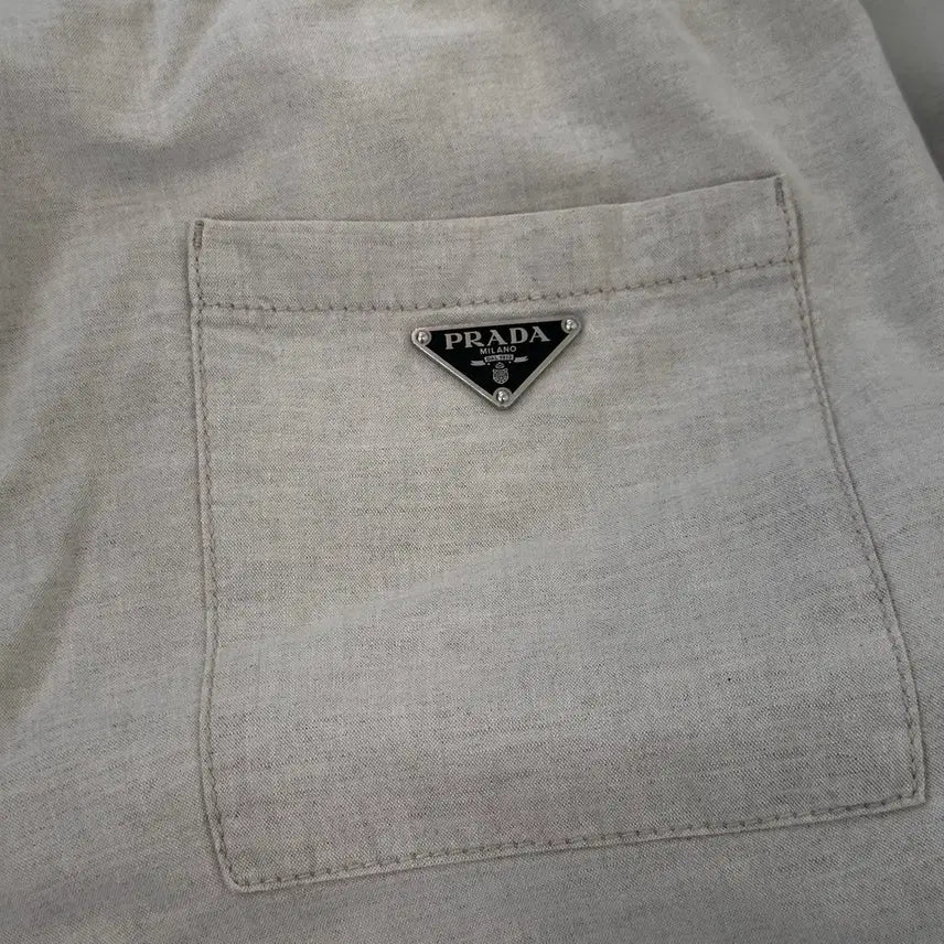 [BUNJANG] Prada New Arrival Chambray Bermuda Linen Shorts (Size L) / 신형 프라다 샴브레이 버뮤다 린넨 반바지 L