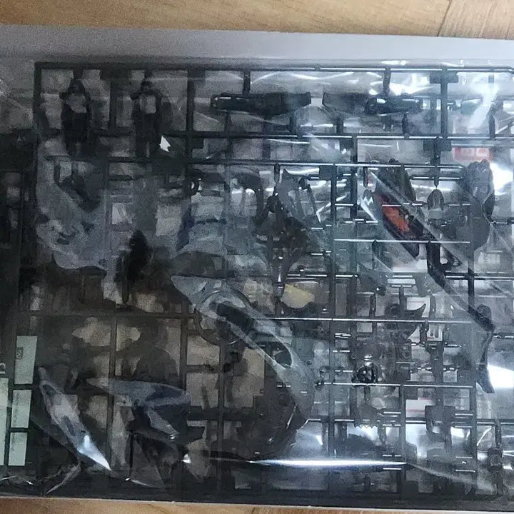 [BUNJANG] Bandai Pacific Rim HG Obsidian Fury Plastic Model Kit / 반다이 퍼시픽림 HG 옵시디안 퓨리 프라모델