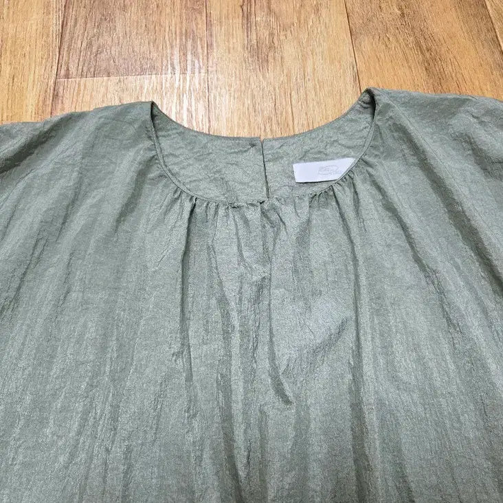 [BUNJANG] Flatflats Blouse Free Size New / 플랏플랏츠(flatflats) 블라우스 프리사이즈 새상품