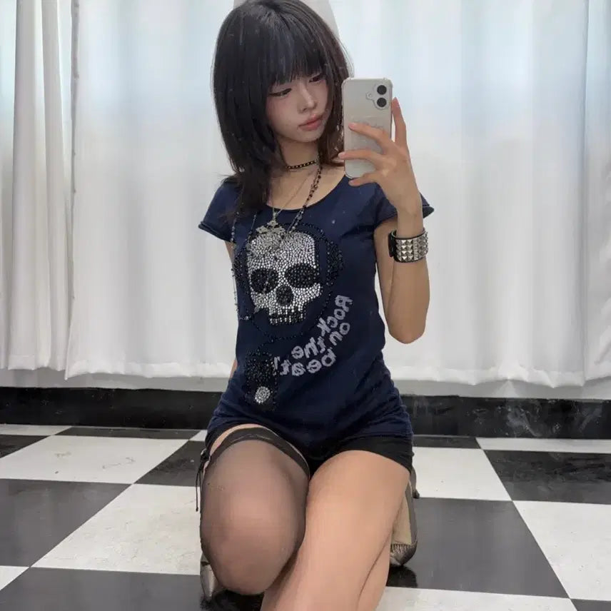 [BUNJANG] Navy Skull Beads Detail T-shirt / 네이비 스컬 비즈 디테일 티셔츠