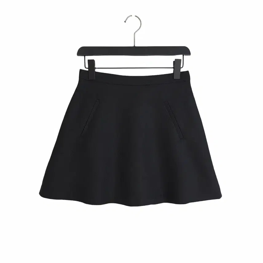 [BUNJANG] Nenori36 Black Mini Skirt with Shorts Lining / 교신안함)네노리36 블랙 미니 스커트-반바지 안감