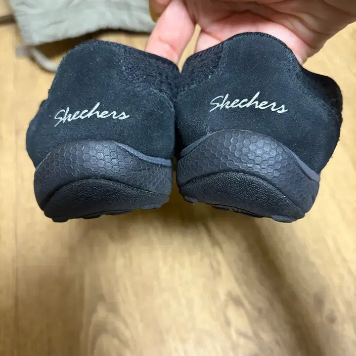 [BUNJANG] Skechers Mary Jane Shoes (Size 240) / 스케쳐스 메리제인 240