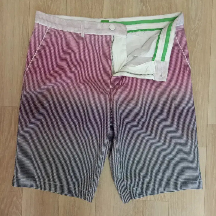 [BUNJANG] Hugo Boss Two-Tone Gradient Shorts Size 32 / 휴고보스 반바지 32