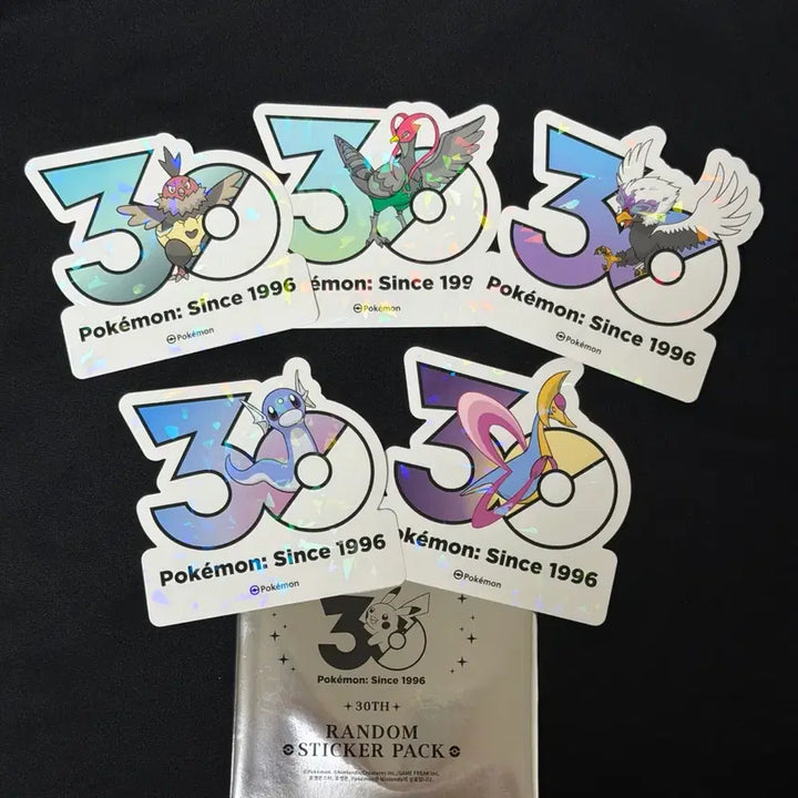 [BUNJANG] Pokemon 30th Anniversary Popup Limited Edition Logo Sticker Set / 미뇽 크레세리아 켄호로우 한정판 포켓몬 30주년 팝업 로고스티커 스티커