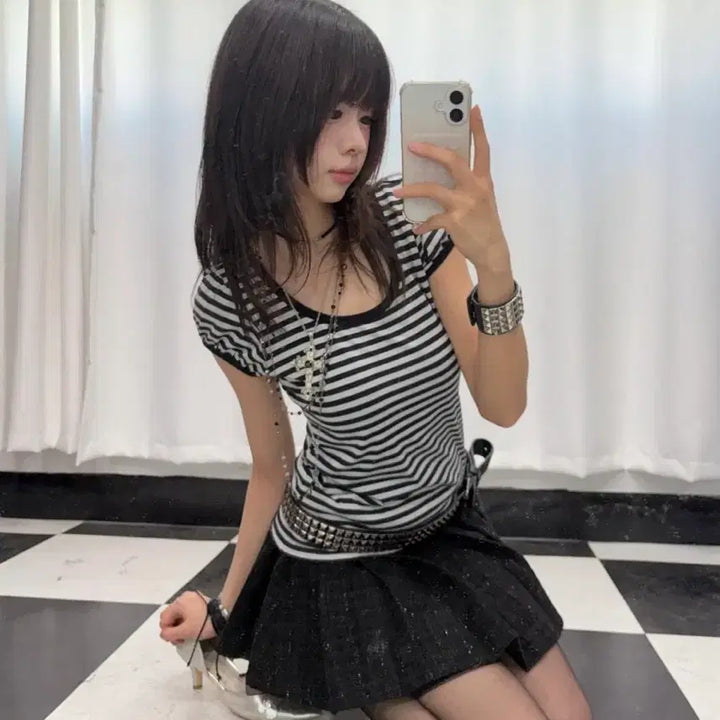 [BUNJANG] Black &amp; White Stripe T-shirt / 블랙 &amp; 화이트 스트라이프 티셔츠
