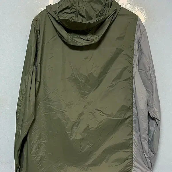 [BUNJANG] Barbour Lightweight Windbreaker Jacket / Barbour 바버 경량 윈드브레이커 바람막이 새상품 여름 L 100