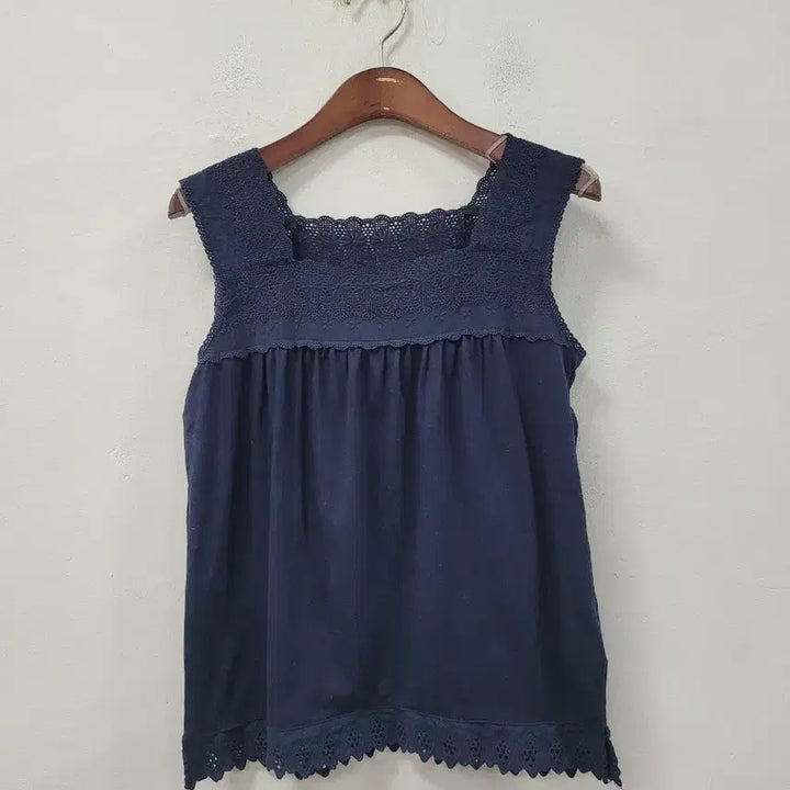 [BUNJANG] Lugnoncure Navy Sleeveless Blouse / Lugnoncure 네이비 민소매 블라우스