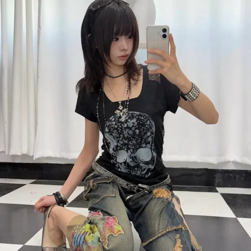 [BUNJANG] Black Skull Print Lace Detail T-shirt / 블랙 스컬 프린팅 레이스 디테일 티셔츠