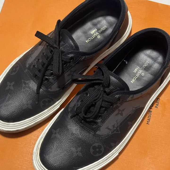 [BUNJANG] Louis Vuitton Trocadero Sneakers / 루이비통 트로카데로 스니커즈