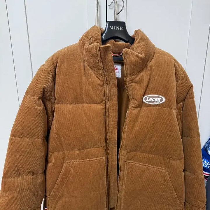 [BUNJANG] Le Coq Sportif Corduroy Padding Braum / 르꼬끄 코듀로이 패딩 브라움