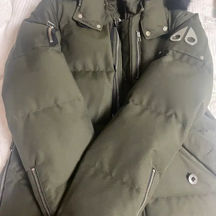 [BUNJANG] Moose Knuckles Three Quarter Padded Parka Khaki M / 무스너클 쓰리쿼터 패딩 카키 M(정품 상태 최상급)