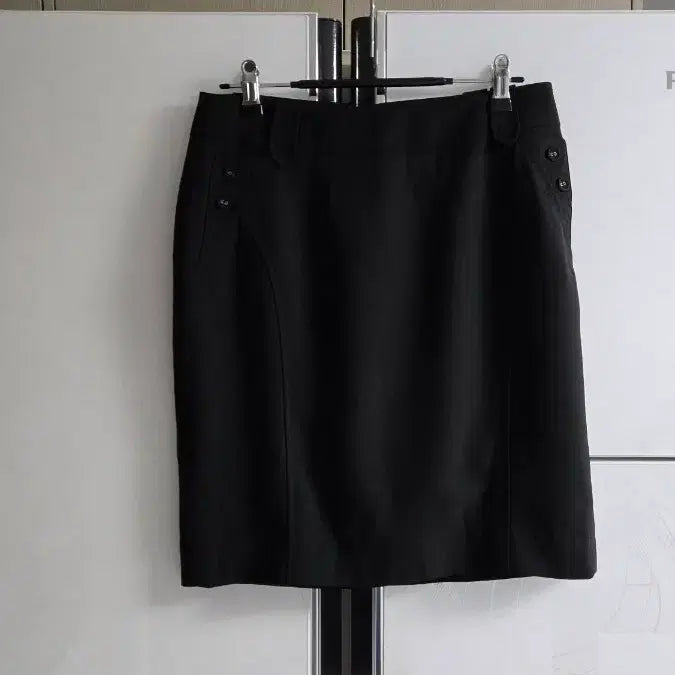 [BUNJANG] The Day Skirt Black Size 27 / The day 스커트 (사이즈 27 블랙)