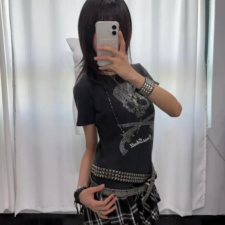 [BUNJANG] Black Skull Beads Detail T-Shirt / 블랙 스컬 비즈 디테일 티셔츠