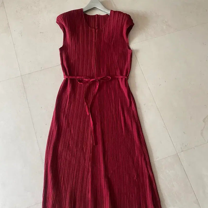 [BUNJANG] Pleated Summer Dress / 프리 77까지 수입 플리츠 여름 원피스 예뻐요 새옷상태