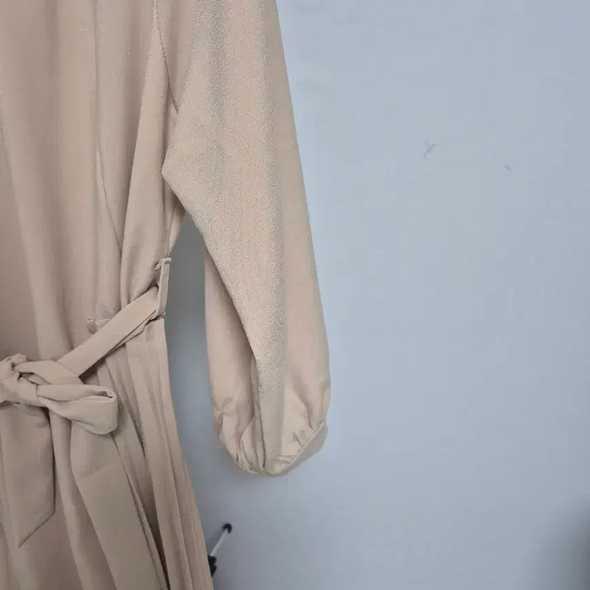[BUNJANG] ZiSbuy Collar Neck Pleated Long Dress / ZiSbuy 카라넥 플리츠 롱 원피스