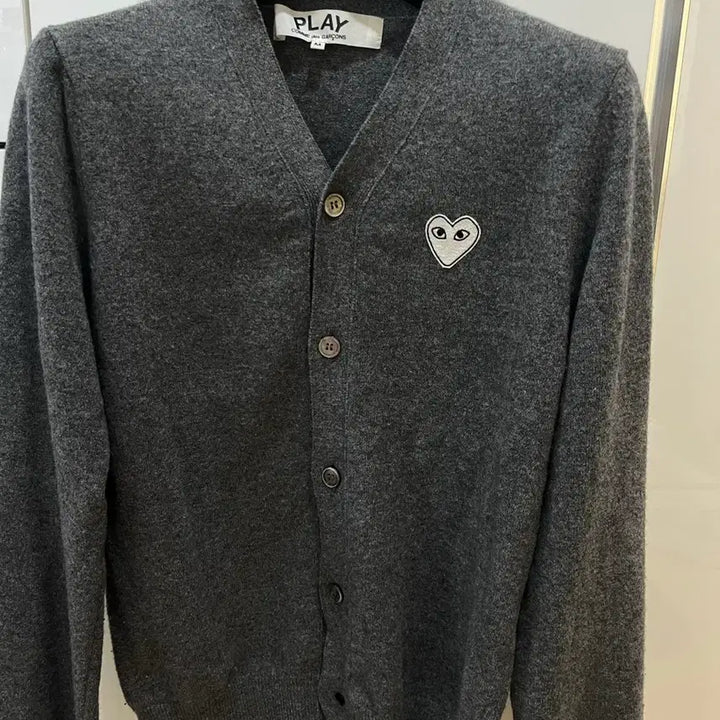 [BUNJANG] Comme des Garçons White Emblem Charcoal Cardigan M / 꼼데가르송 화이트와펜 차콜가디건 M