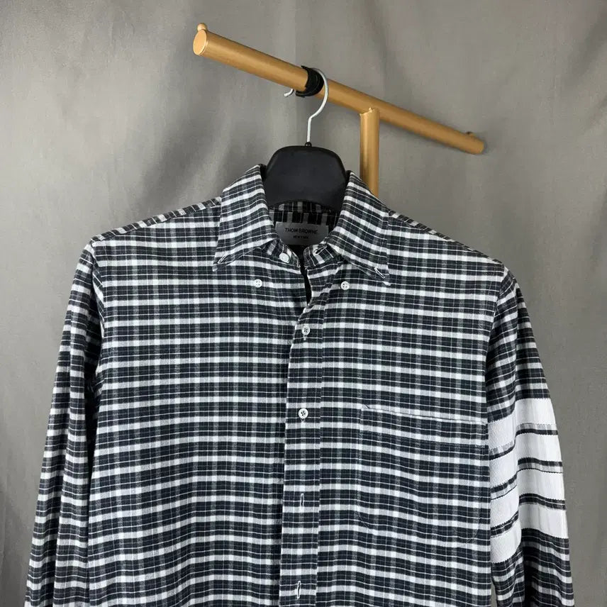 [BUNJANG] Thom Browne Diagonal Stripe Check Shirt / 1size ) 톰브라운 사선완장 체크셔츠