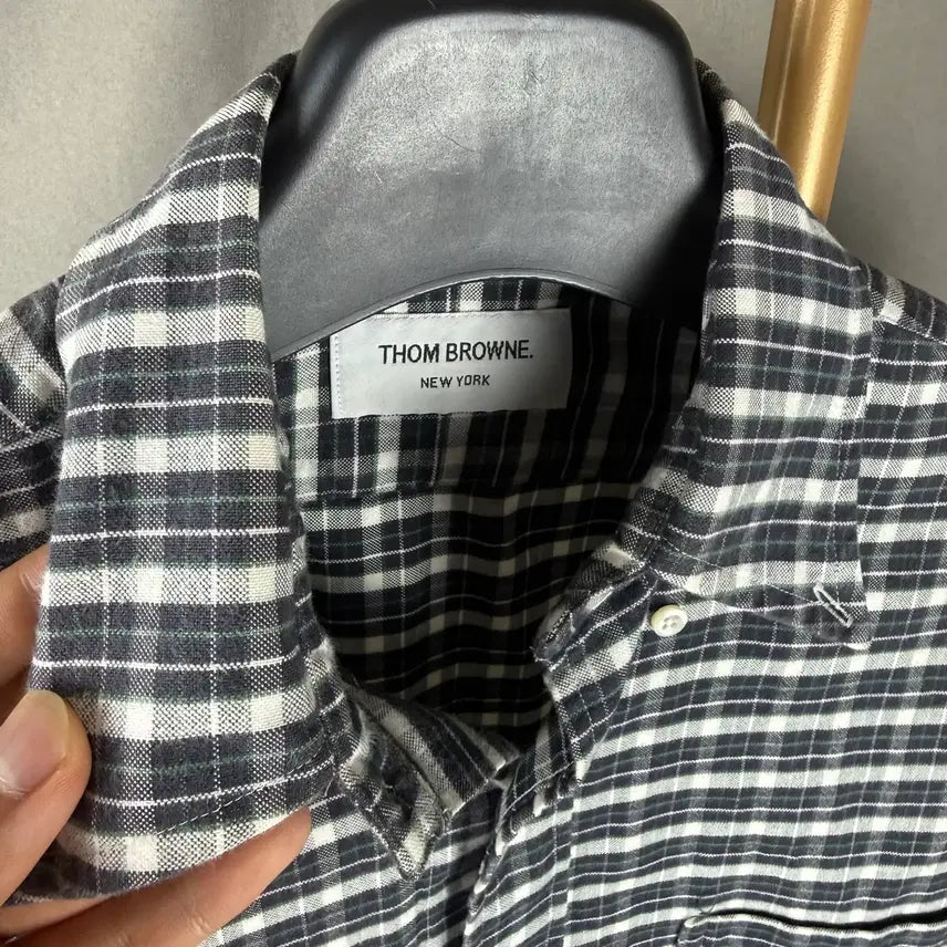 [BUNJANG] Thom Browne Diagonal Stripe Check Shirt / 1size ) 톰브라운 사선완장 체크셔츠