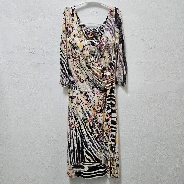 [BUNJANG] European Import Dress White Pastel Tone Print / 유럽수입 원피스 여 55/66 J5017