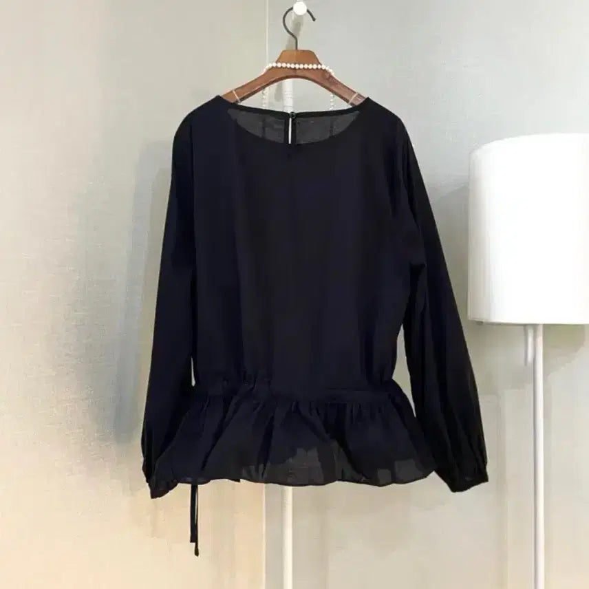 [BUNJANG] Cotton Frill Shirring Ribbon Long Sleeve Blouse / 블랙셔츠 면프릴 여름긴팔 셔링리본 블라우스
