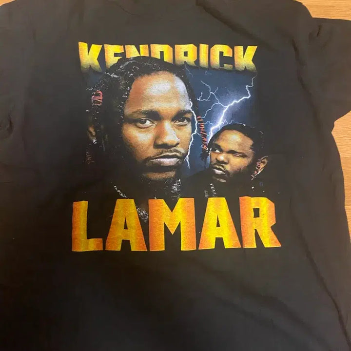 [BUNJANG] Kendrick Lamar 2022 Merch T-Shirt XL (2-Pack) / 켄드릭 라마 2022 머천 티셔츠 xl 2장